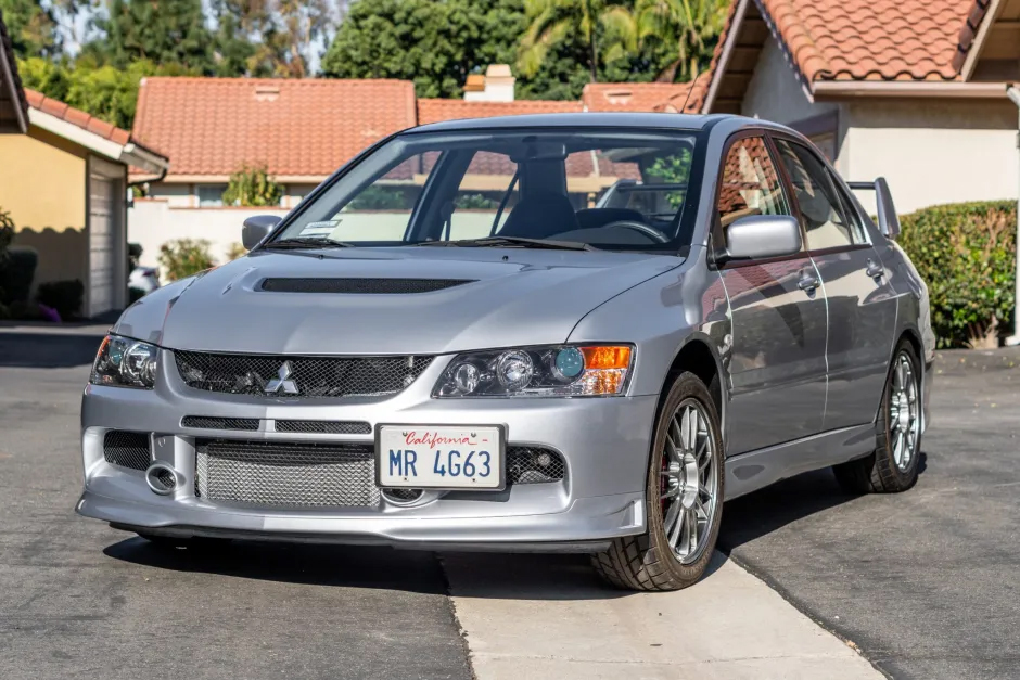 A 461-Mile Mitsubishi Lancer Evo IX Just Sold for $161,000