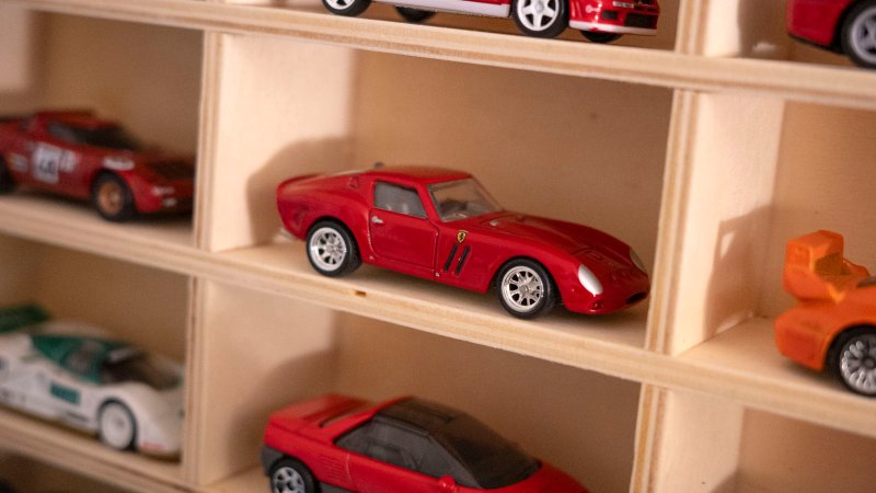 Ferrari 250 GTO premium Hot Wheels diecast from 2008.