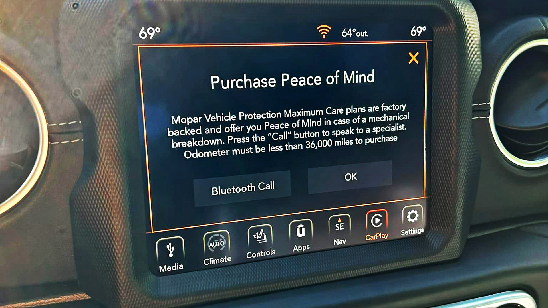 Jeep Owners Say Pop-Up Ads for Extended Warranties Keep Blocking Their Touchscreens