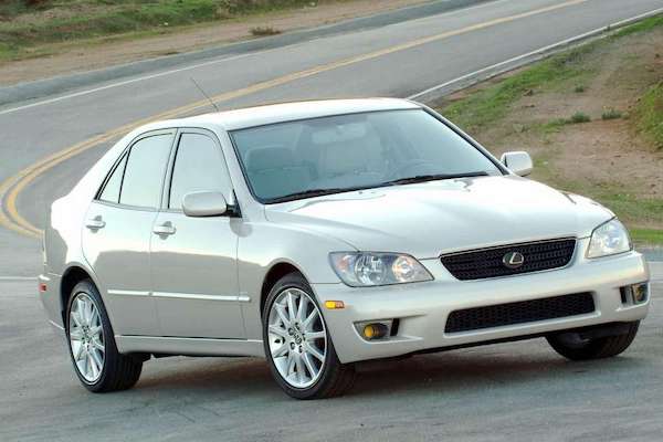 message-editor%2F1551986073856-lexus-is300_sportdesign_edition-2004-1024-02.jpg