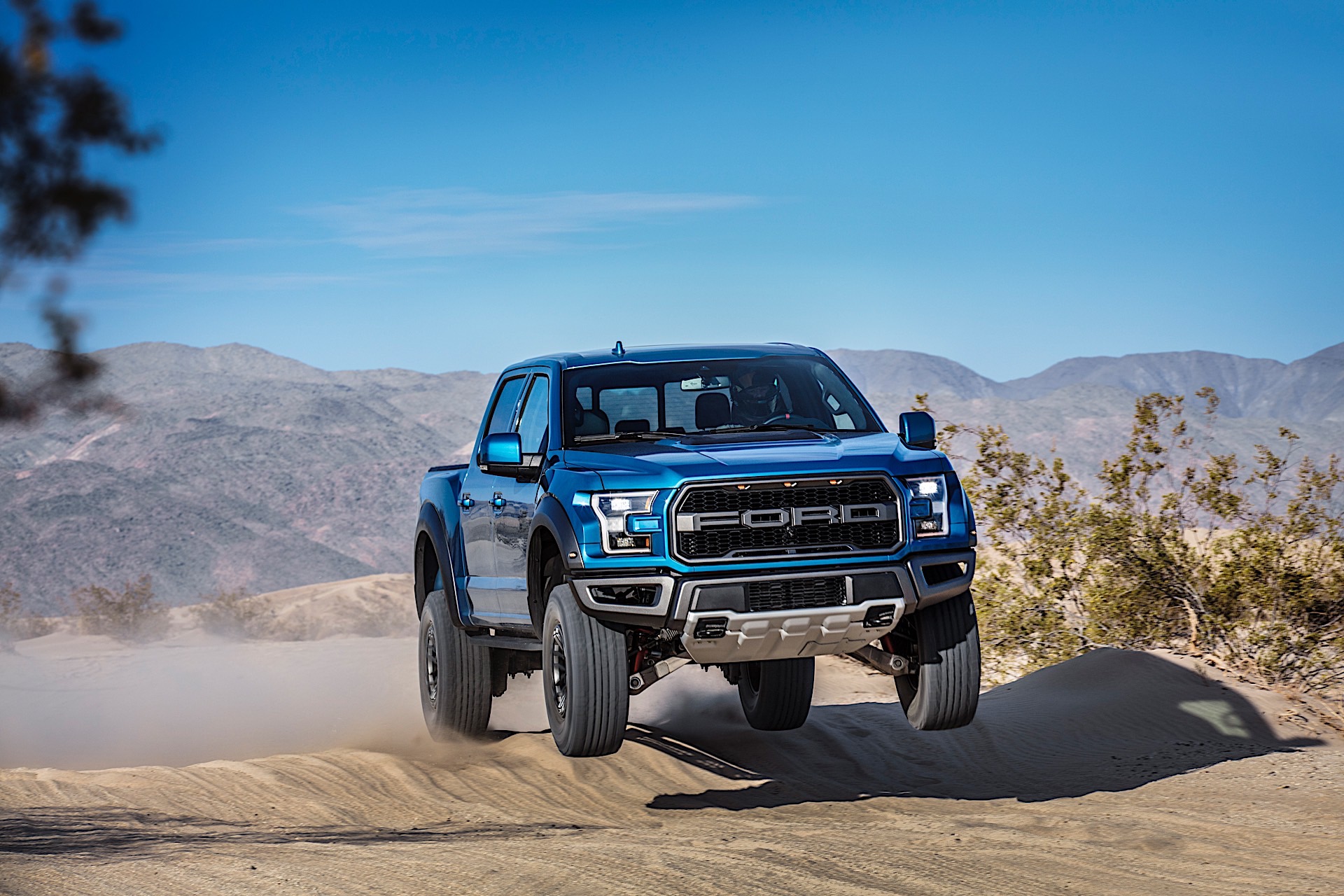 message-editor%2F1552489154164-2019raptor.jpg