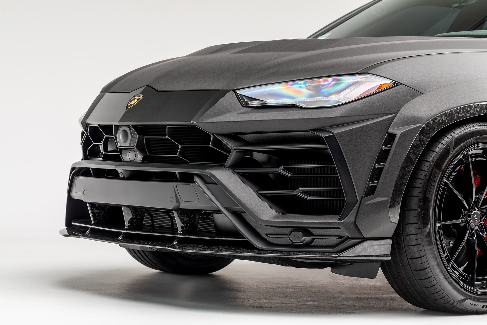 message-editor%2F1580325889766-1016-industries-lamborghini-urus-widebody-black-front-bumper.jpg