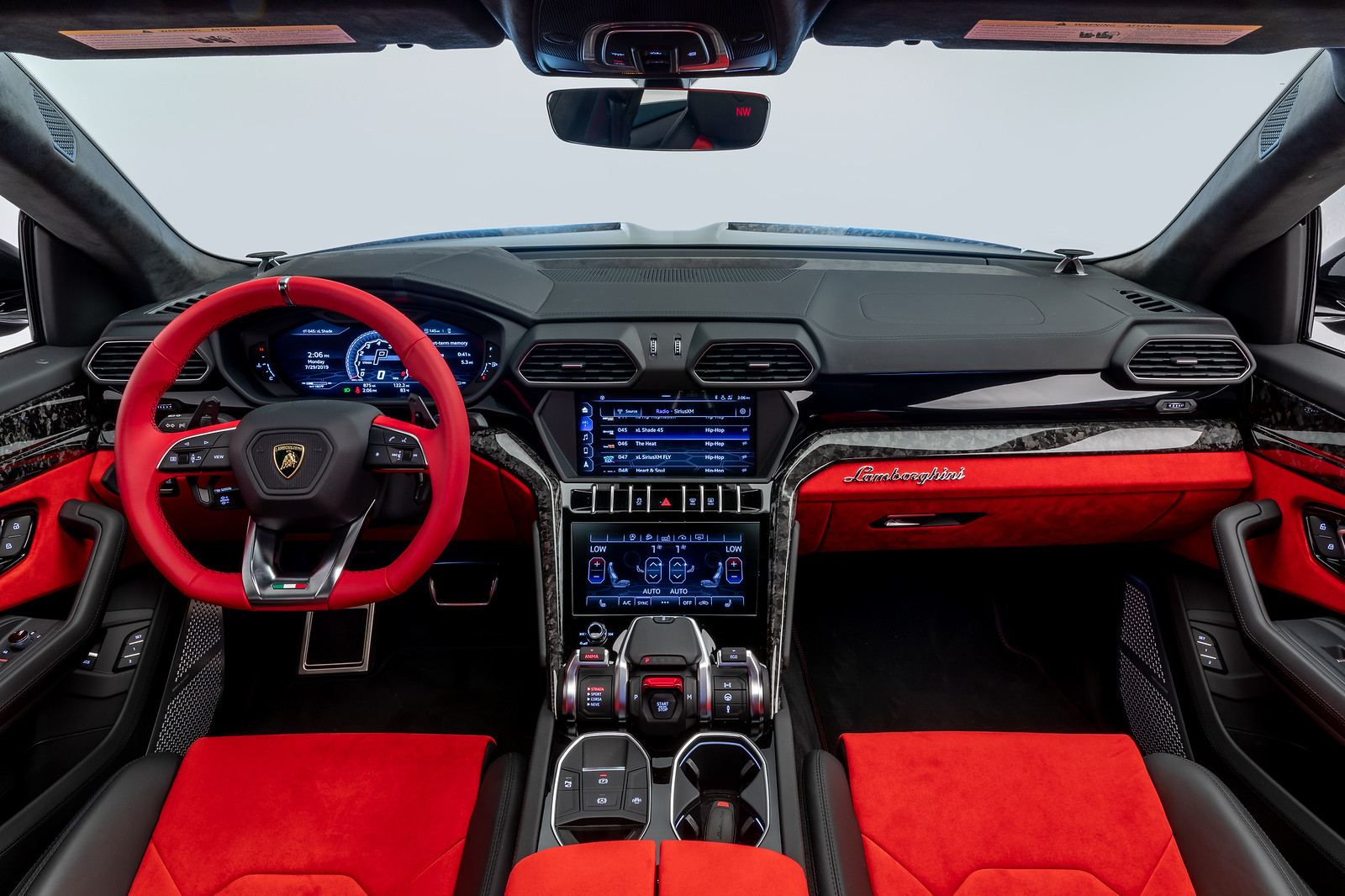 message-editor%2F1580325900909-1016-industries-lamborghini-urus-widebody-black-interior.jpg