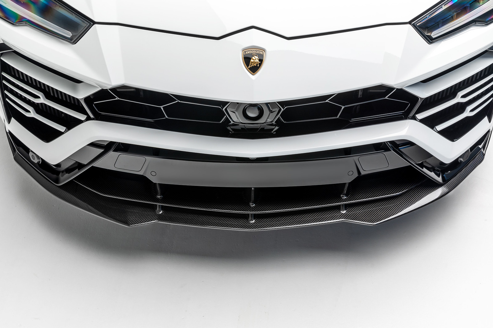 message-editor%2F1580326016535-1016-industries-lamborghini-urus-widebody-white-front-bumper.jpg