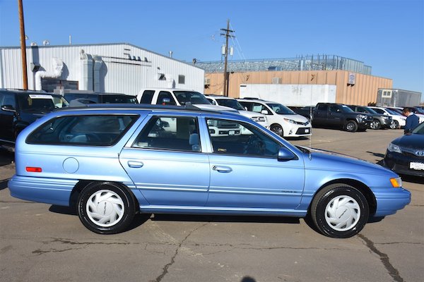 Pristine 1994 Ford Taurus GL Station Wagon