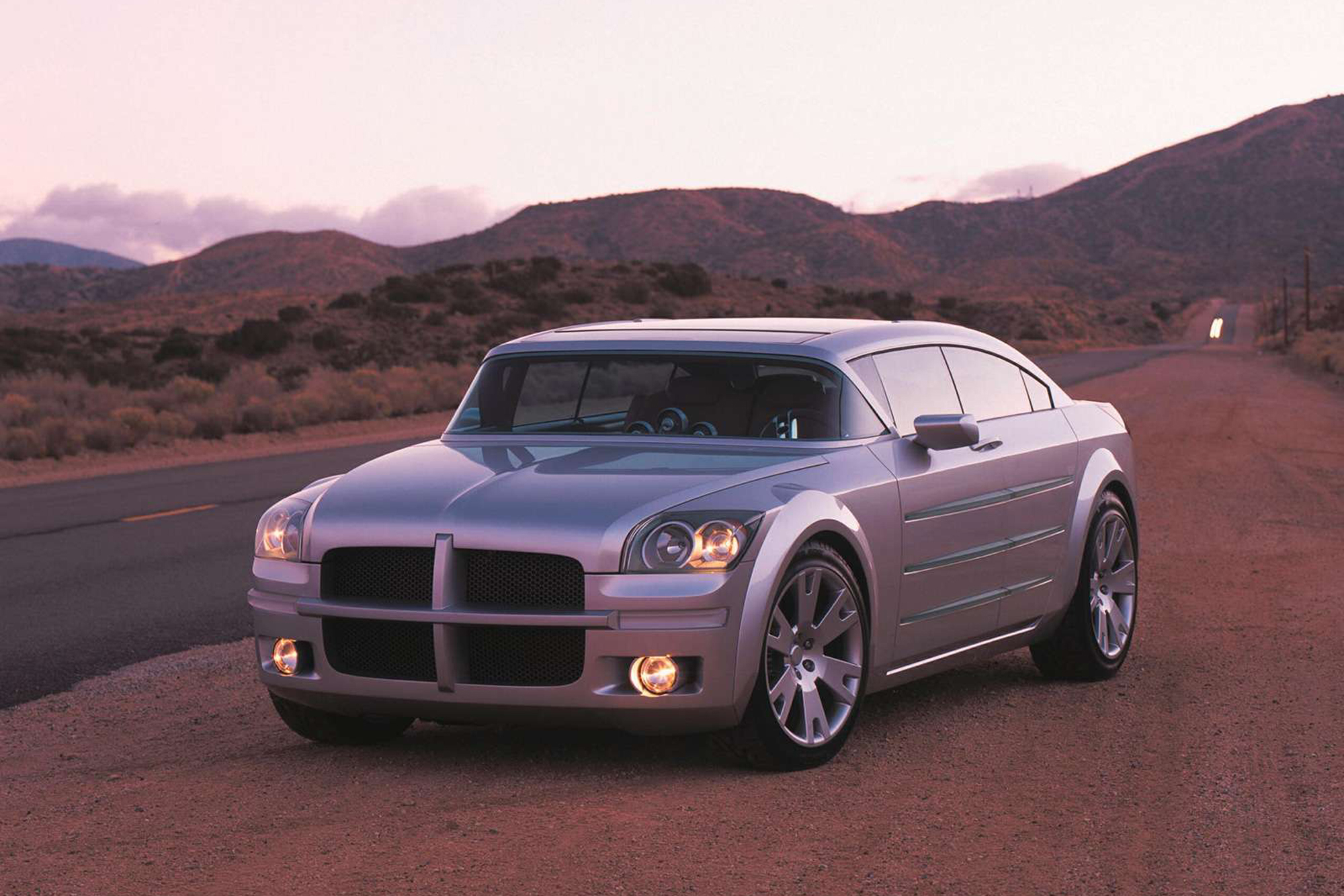 message-editor%2F1586501798808-dodge-super8_hemi_concept-2001-1600-01.jpg