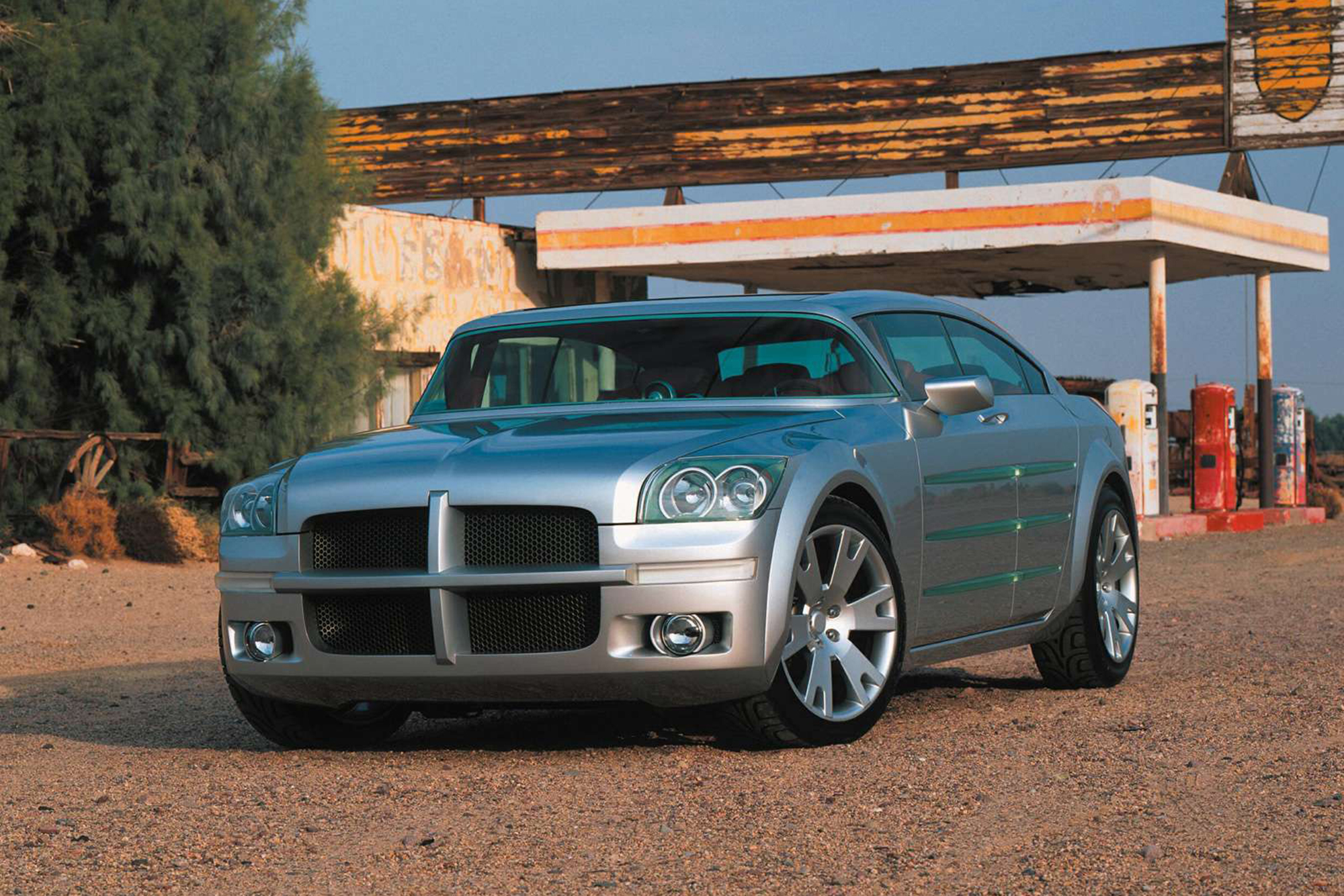 message-editor%2F1586503681308-dodge-super8_hemi_concept-2001-1600-02.jpg