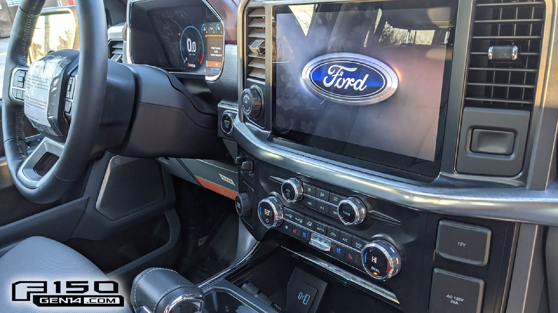 message-editor%2F1590595985711-f-150interior2.jpeg