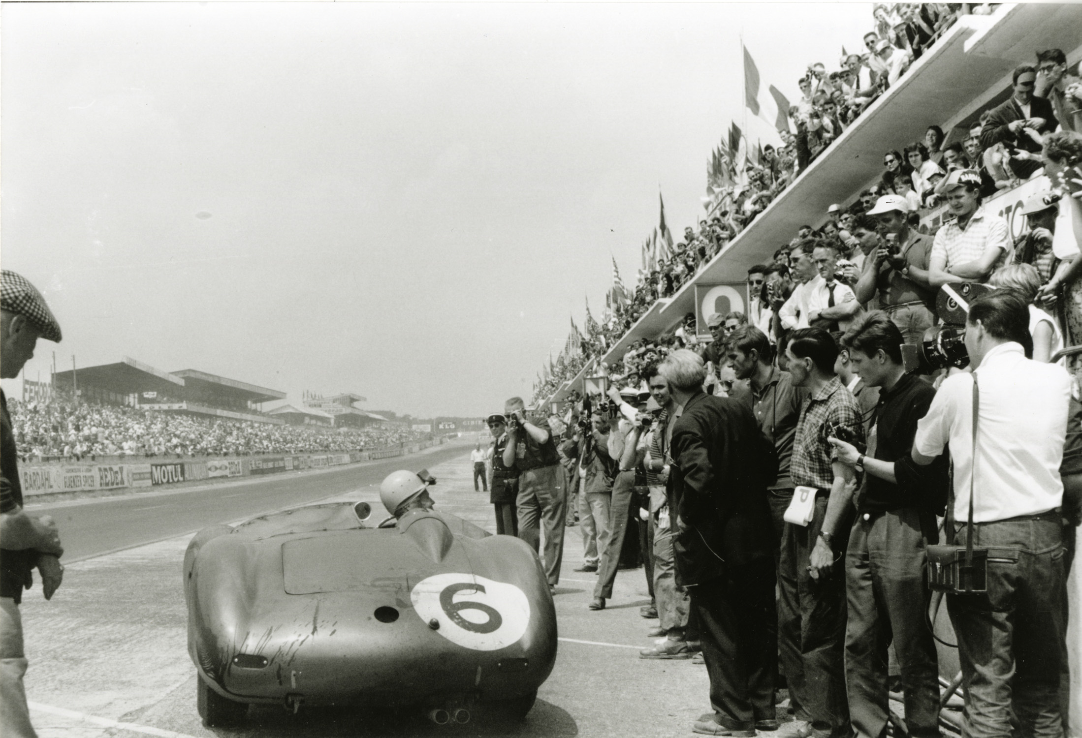 message-editor%2F1607538255021-dbr1le-mans-195902-jpg..jpg