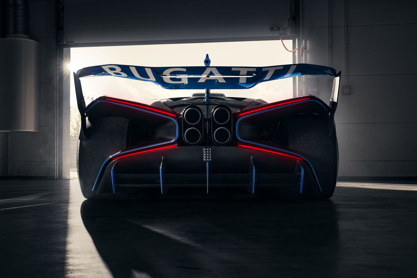 message-editor%2F1608656624895-bugatti_bolide_daylight_8.jpg