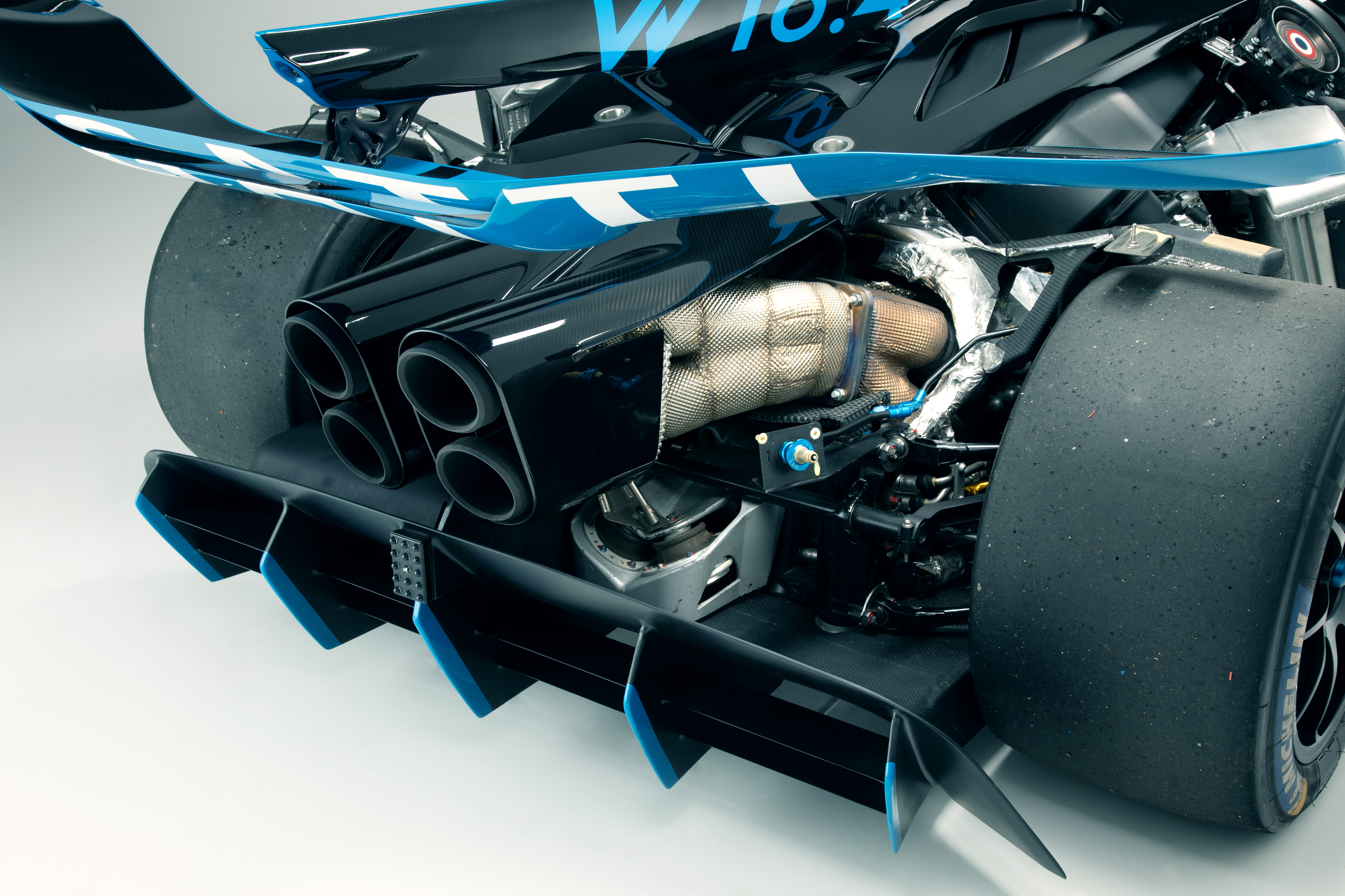 message-editor%2F1611332701251-05_bugatti-bolide_3d-print.jpg