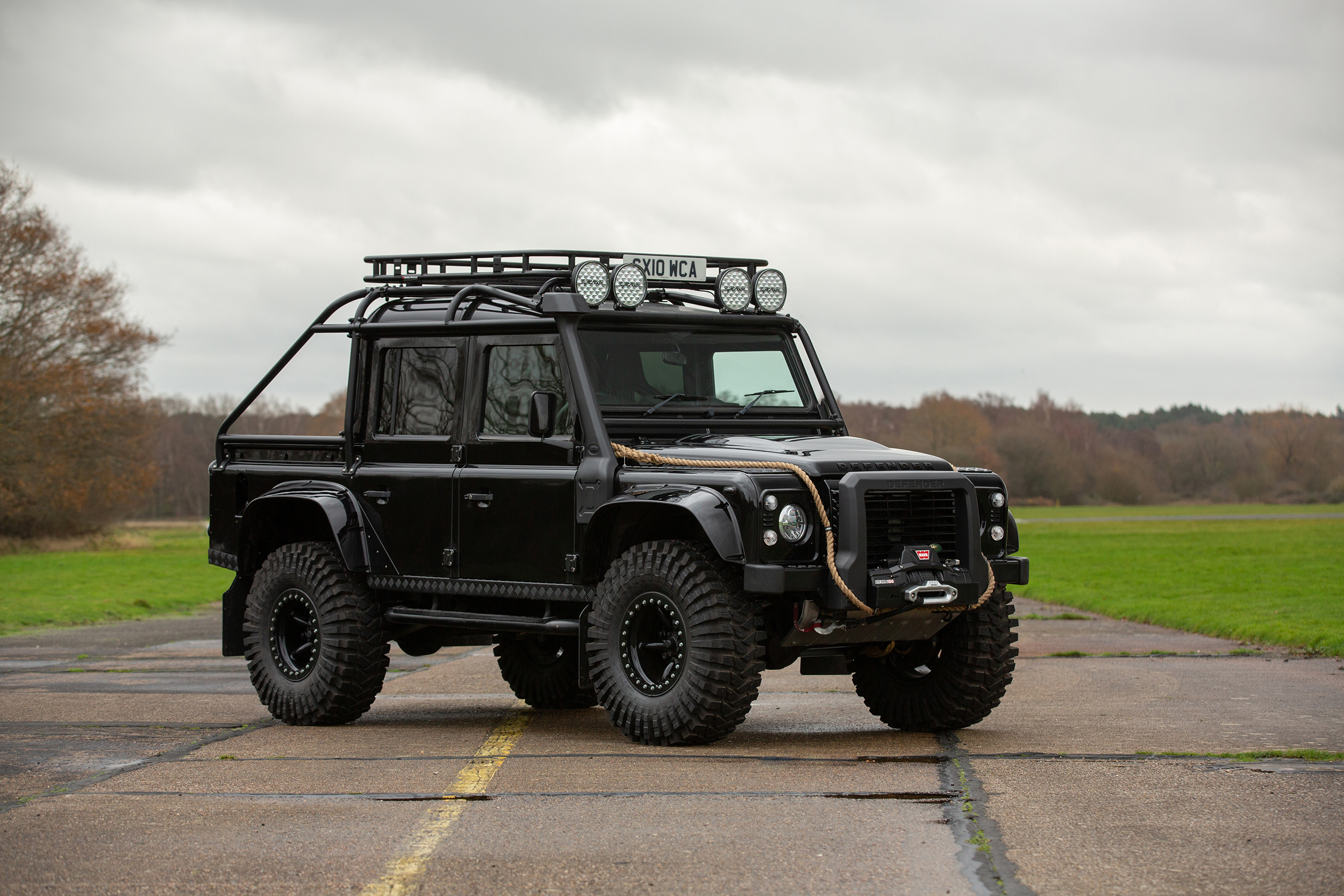 message-editor%2F1612543664925-2010-land-rover-defender-svx--spectre--_0.jpg