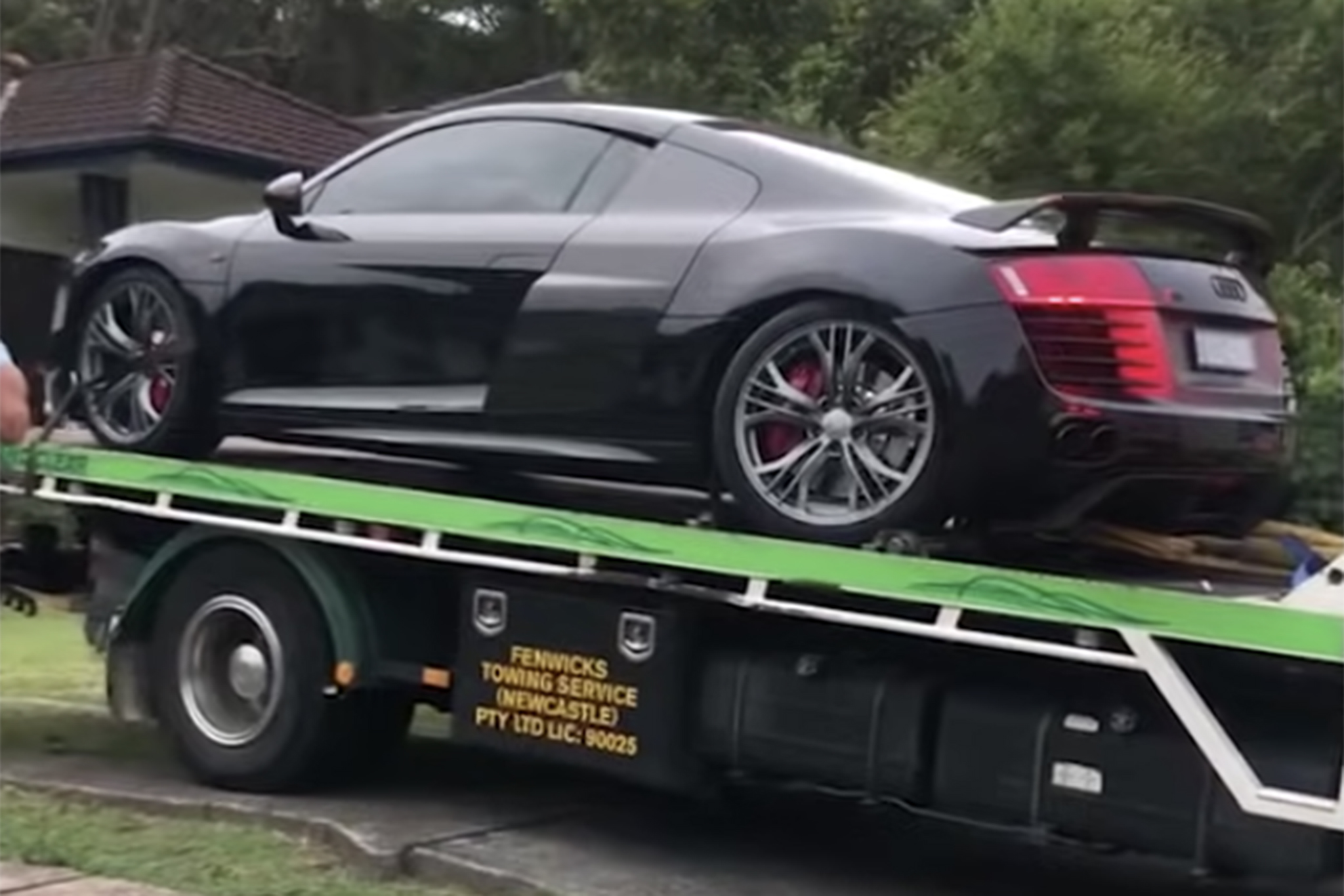 message-editor%2F1618278655181-audir8stolen.jpg