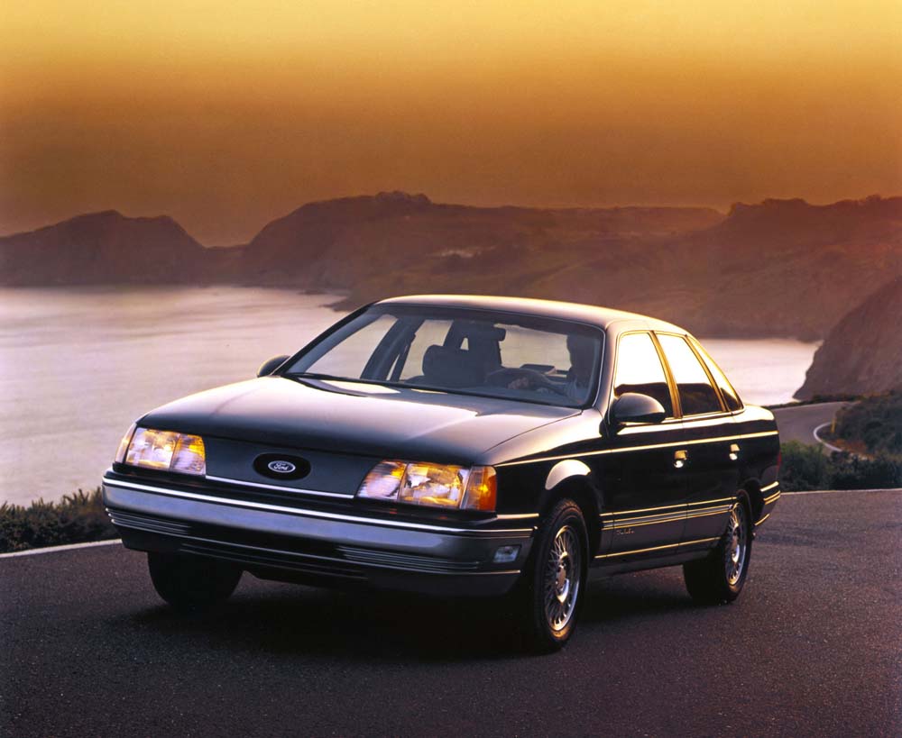 message-editor%2F1621468323965-1986fordtaurus.jpg