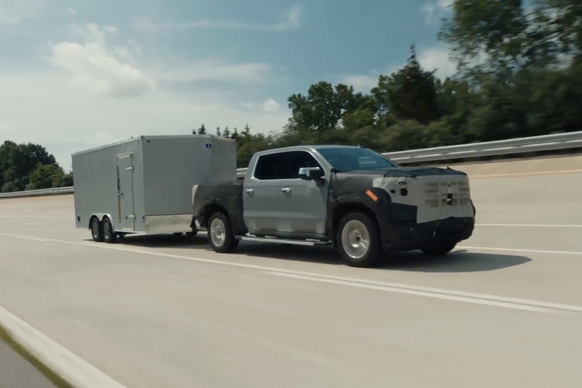 Super Cruise Hands-Free Towing in the 2022 GMC Sierra Is Like ...