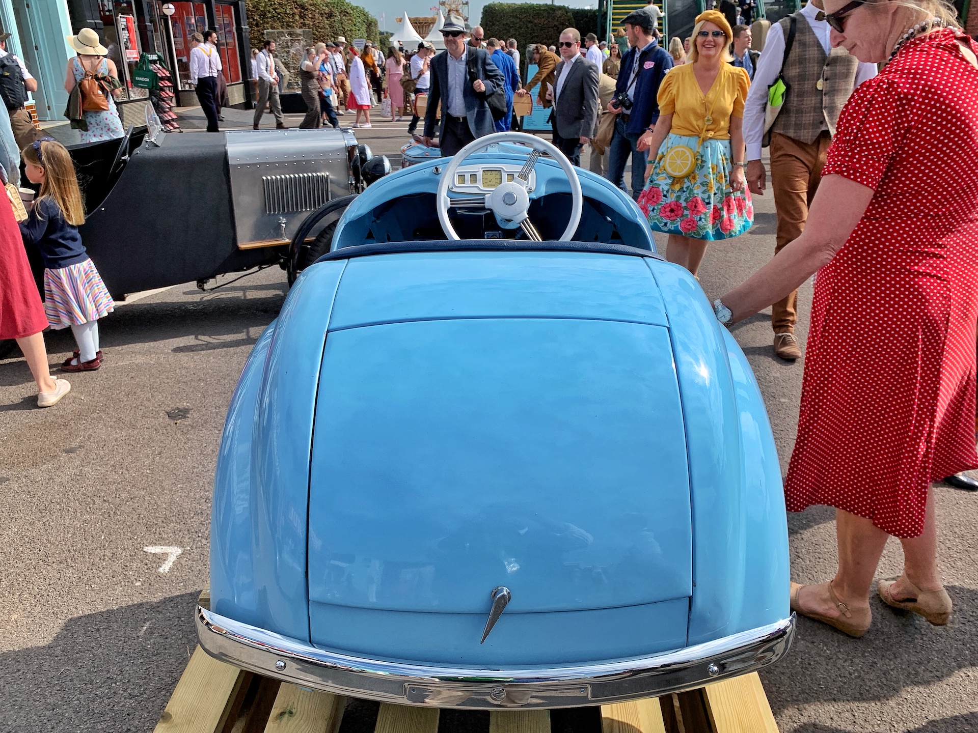 message-editor%2F1632681257971-goodwood-revival-kid-j40-pedal-car-racing-2021-7.jpg