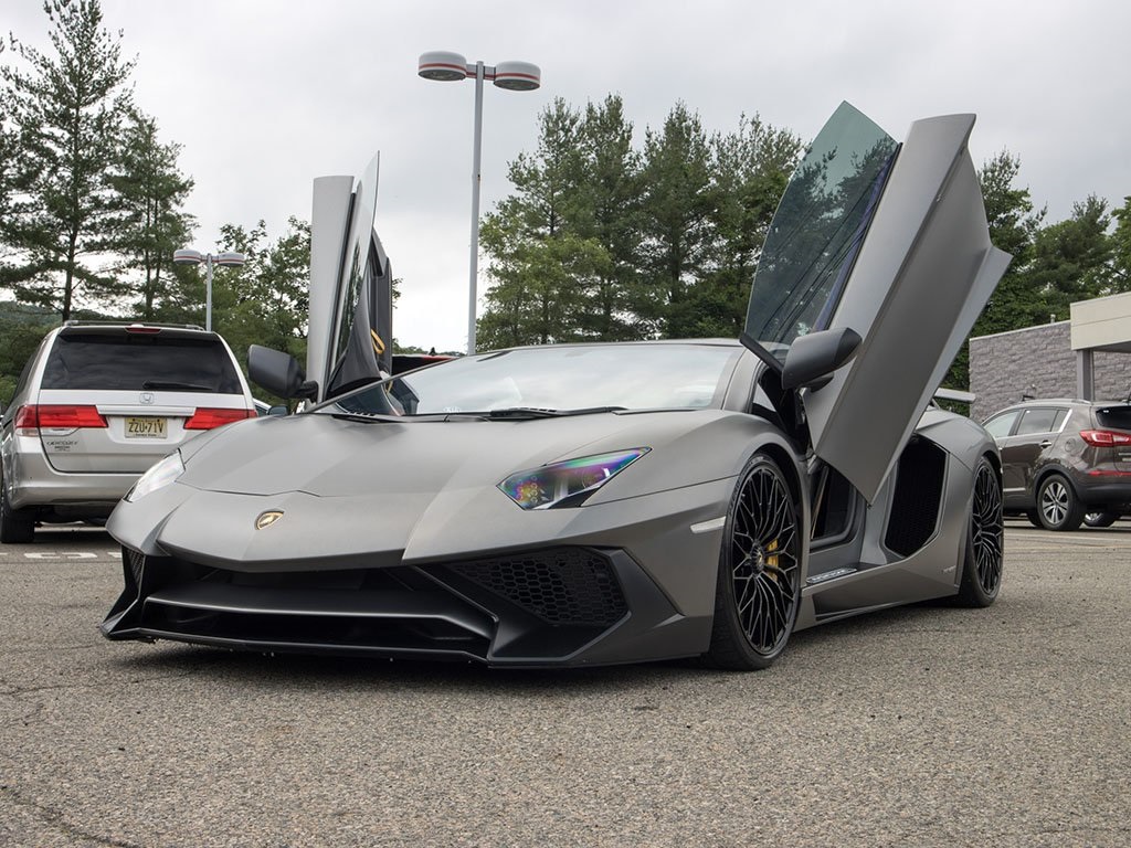 message-editor%2F1633719293870-20211008-kiaofriverdale-lamborghiniaventador.jpg