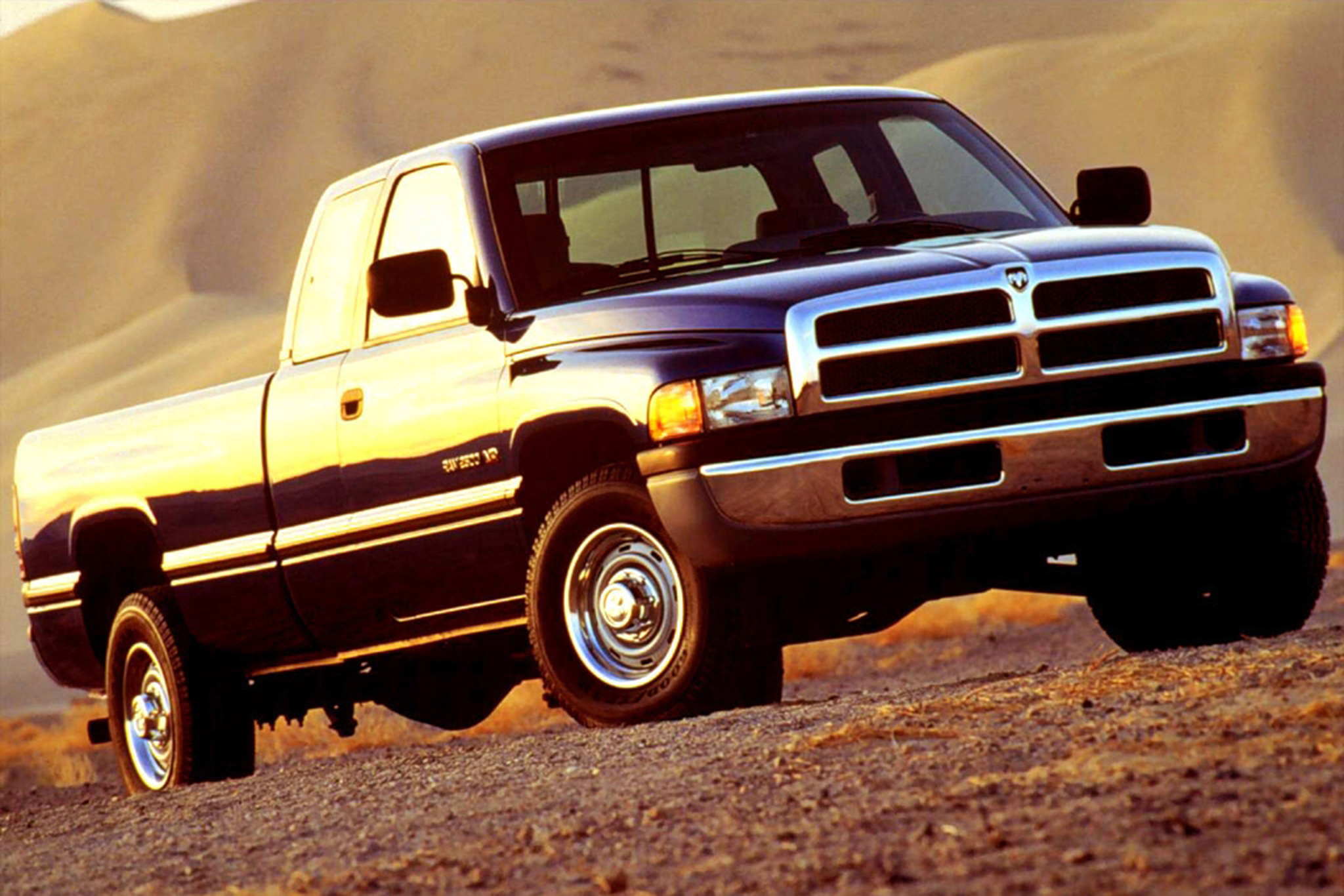 message-editor%2F1635145624577-wallpapers_dodge_ram_1994_1copy.jpg