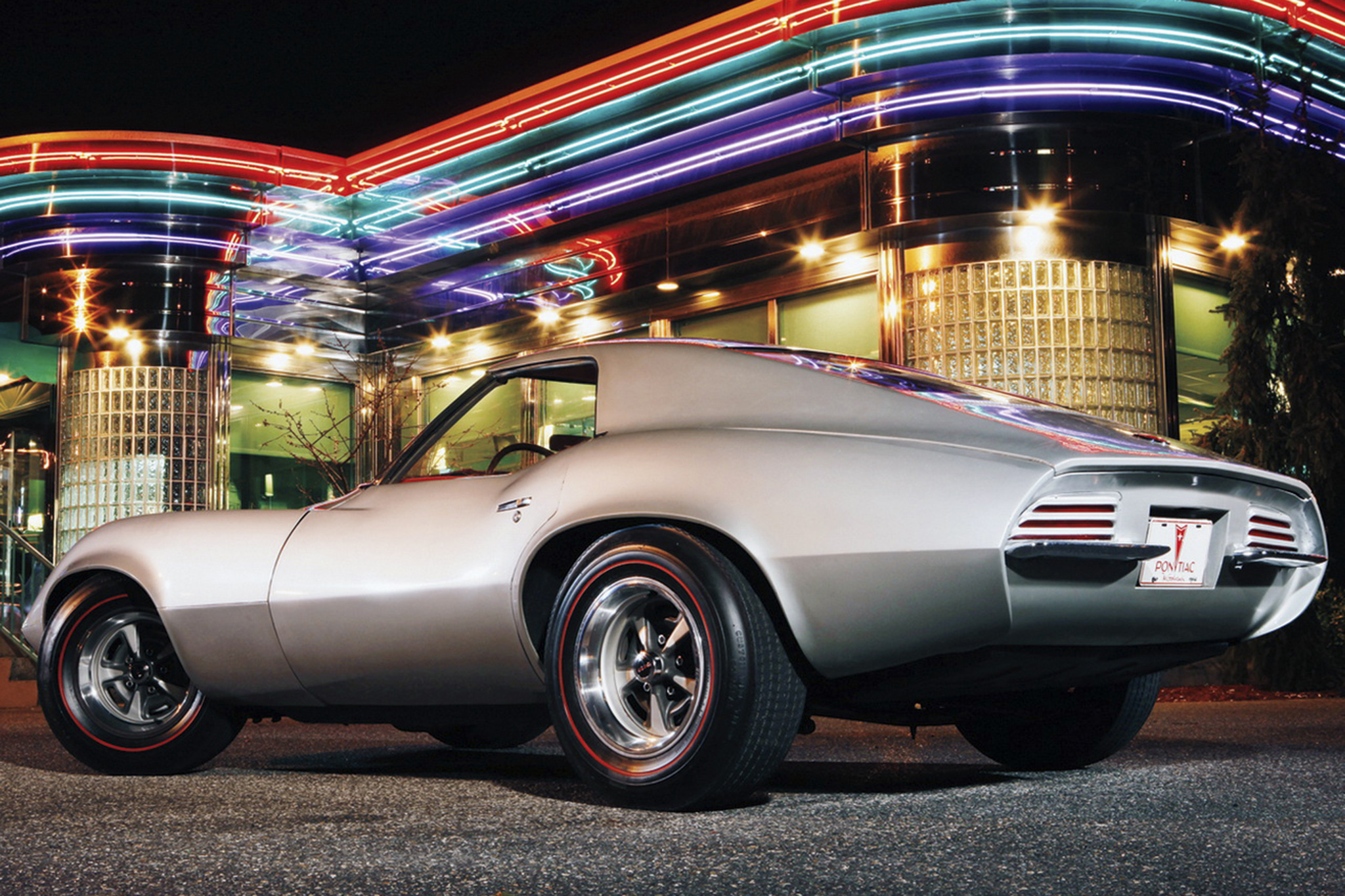 message-editor%2F1639511066187-pontiac_banshee_1964_photos_3.jpg