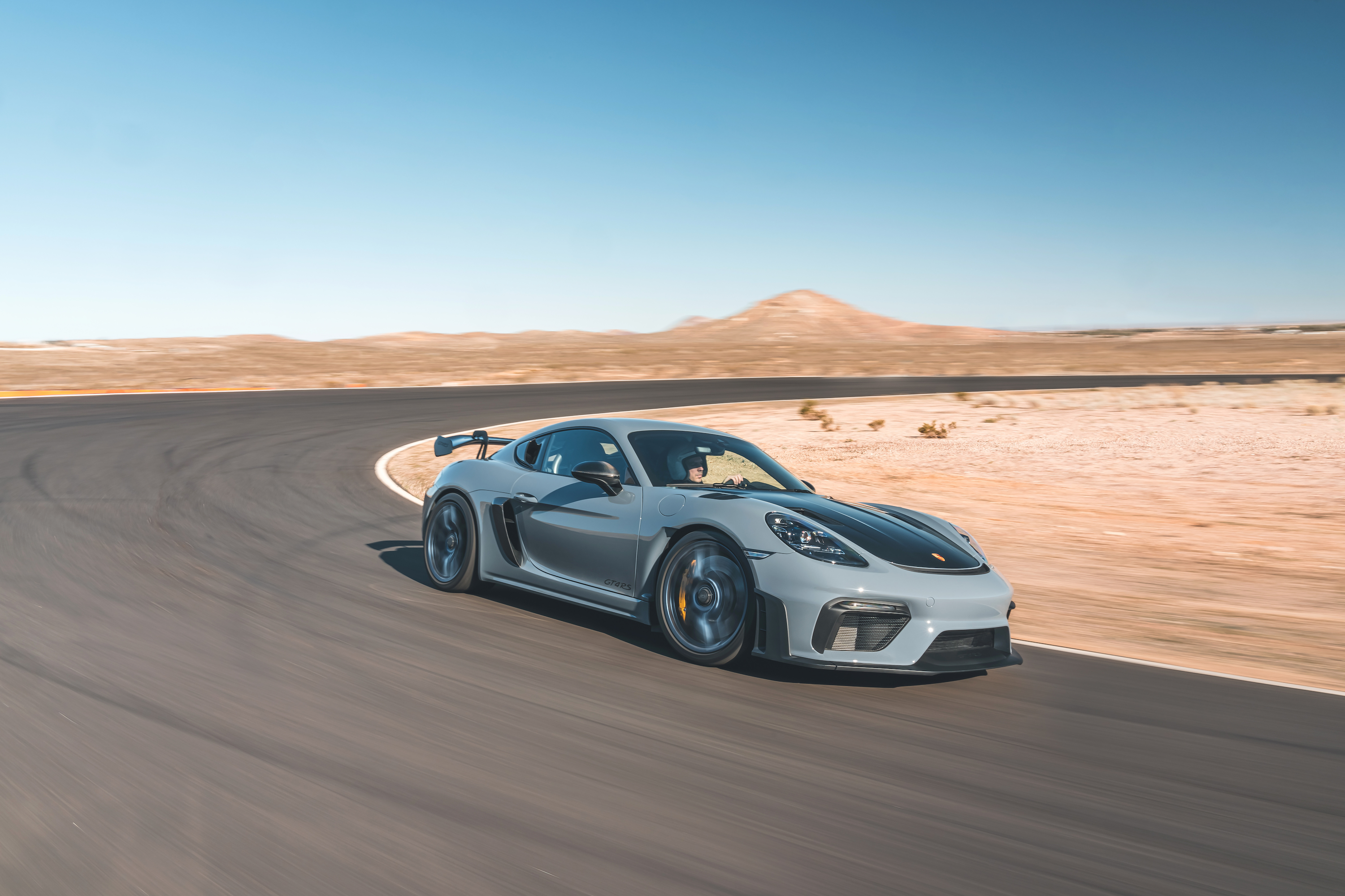 message-editor%2F1647969234748-2022_arctic_grey_718_cayman_gt4rs_015_dsc04418.jpg