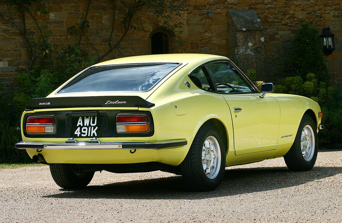 012816-datsun-240z-art.jpg