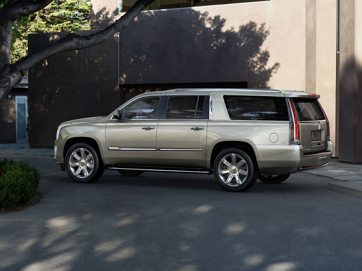 021716-cadillac-escalade-art-1_0.jpg