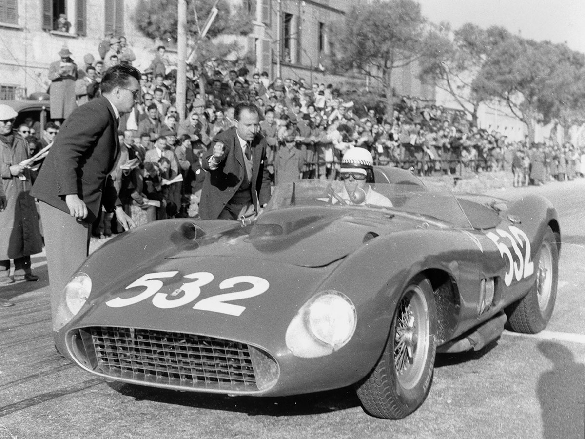 120315_ferrari335sauction_art_1.jpg