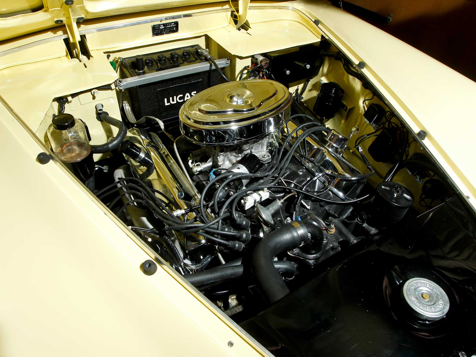 1959_facel_vega_engine.jpg