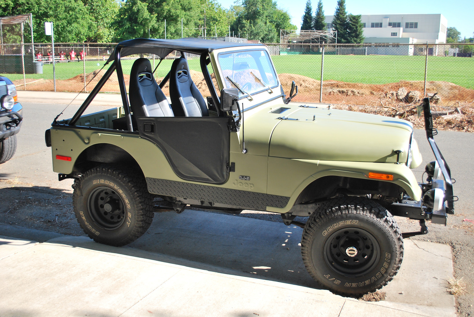 1976_cj-5.jpg