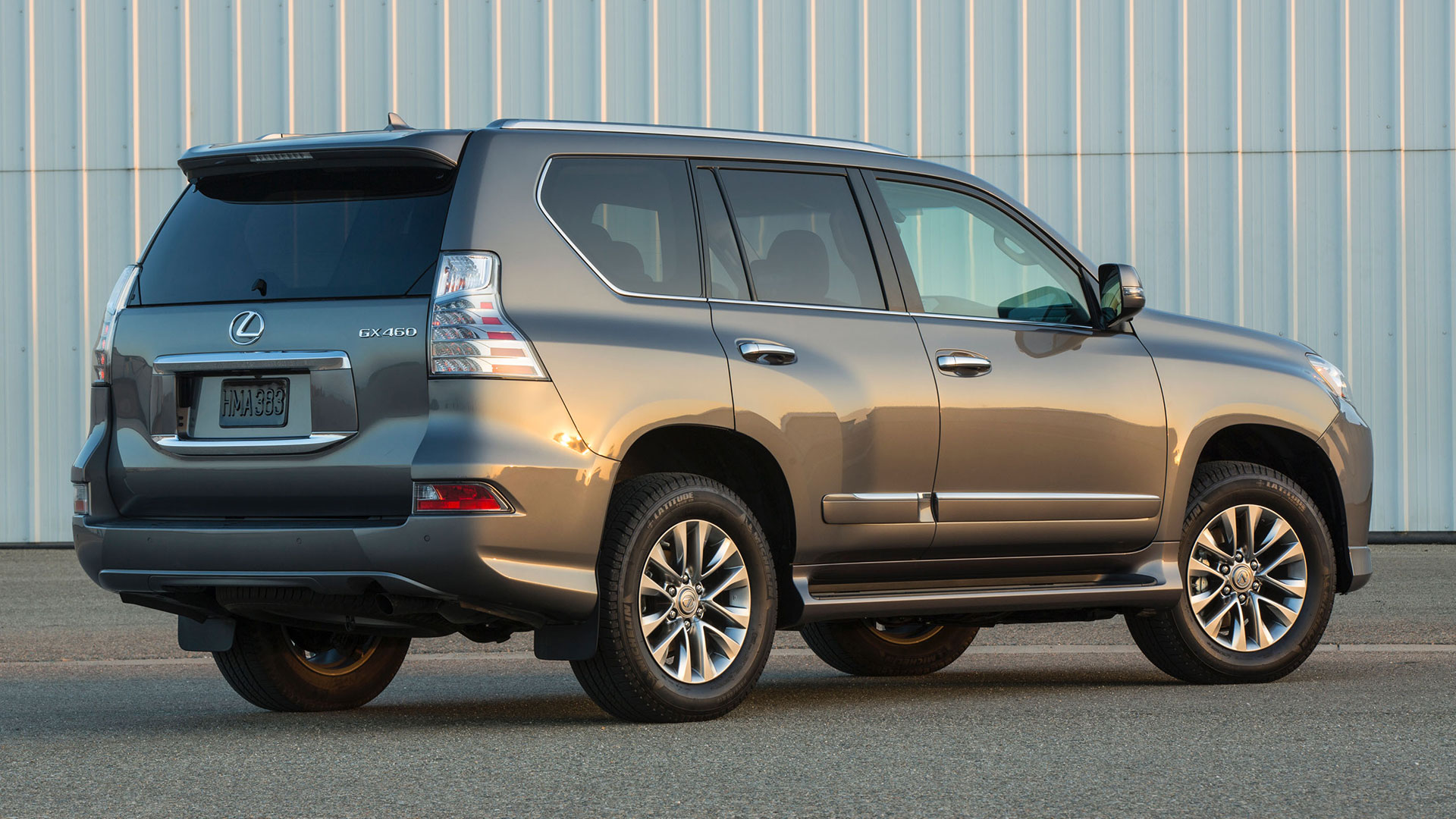 2014_lexus_gx_460_rear.jpg