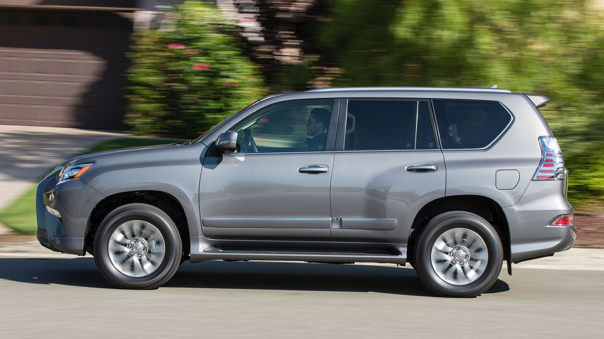 2014_lexus_gx_460_side.jpg