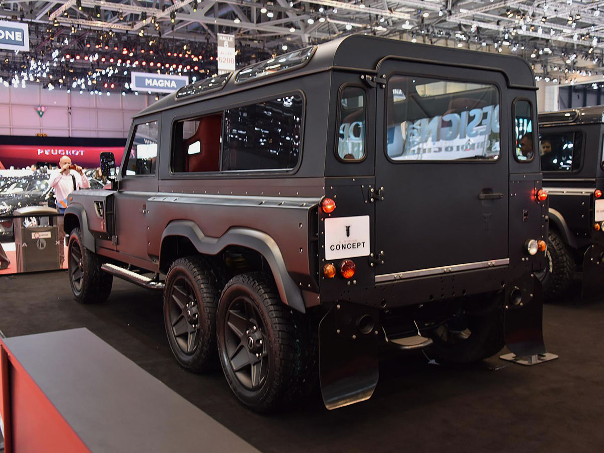 6wheelcars_kahnlandroverdefenderflyinghuntsman6x6_art.jpg