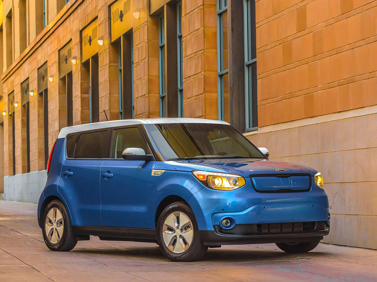 9-slow-cars-kia-soul-art.jpg