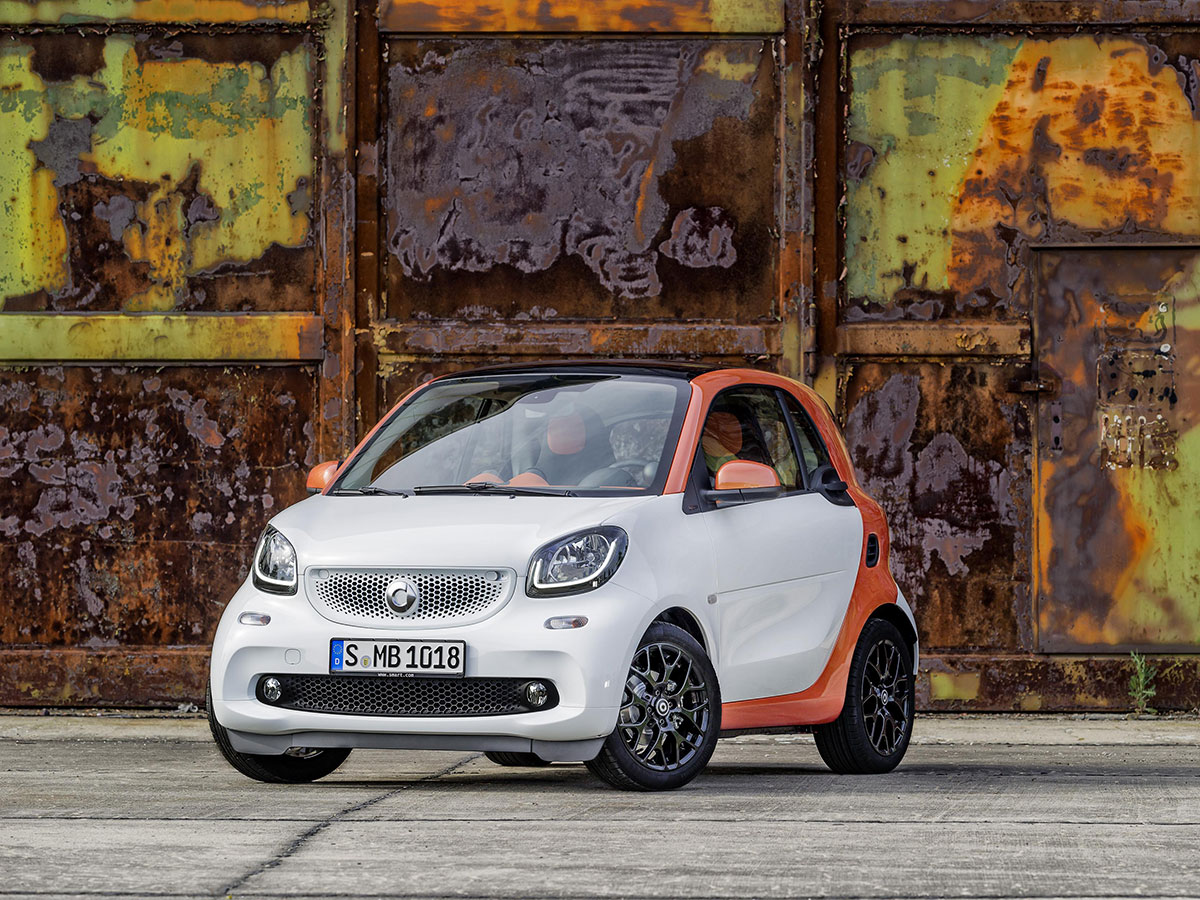 9-slow-cars-smart-fortwo-art.jpg