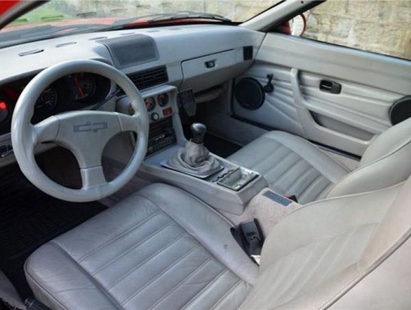 924_dp_cargo_interior.jpg