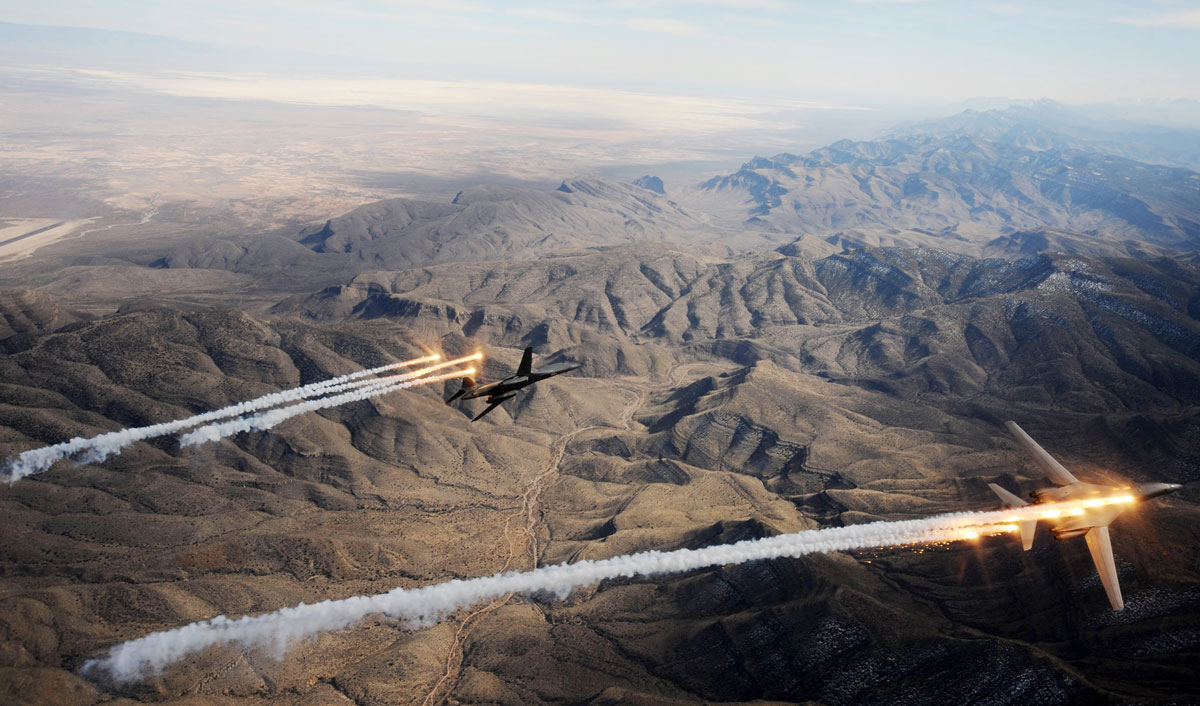 b-1b-bomber-art-9.jpg