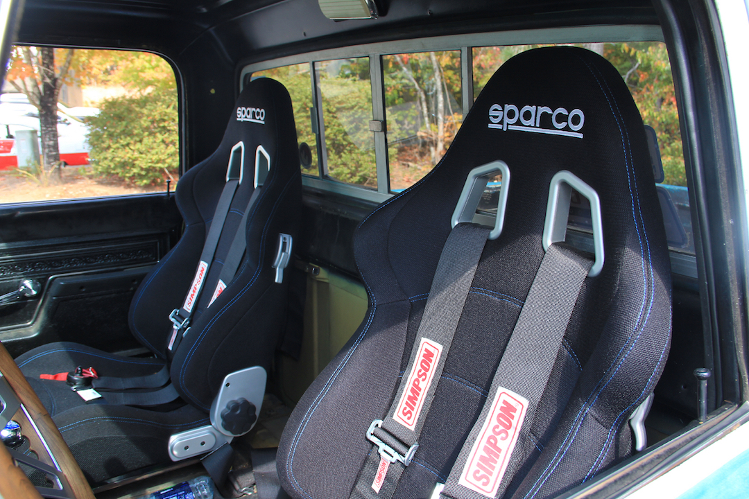 chevy-c10-mopar-engine-sparco-seats.jpg