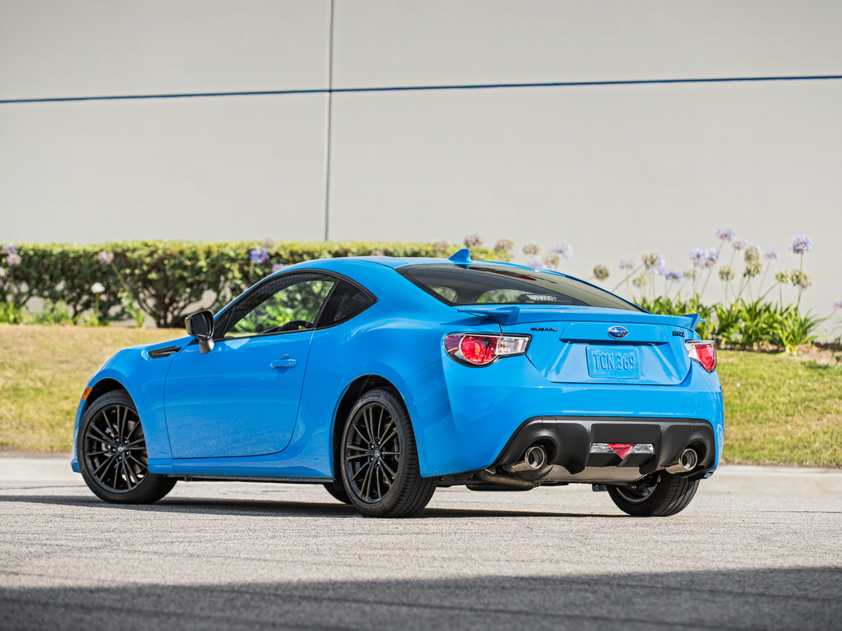 critics-notebook-subaru-brz-art-1.jpg