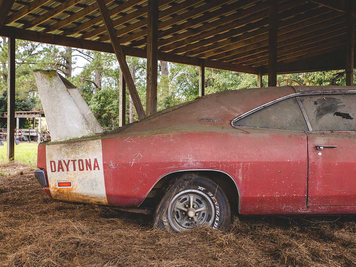 dodgechargerdaytonabarnfind_art_4.jpg