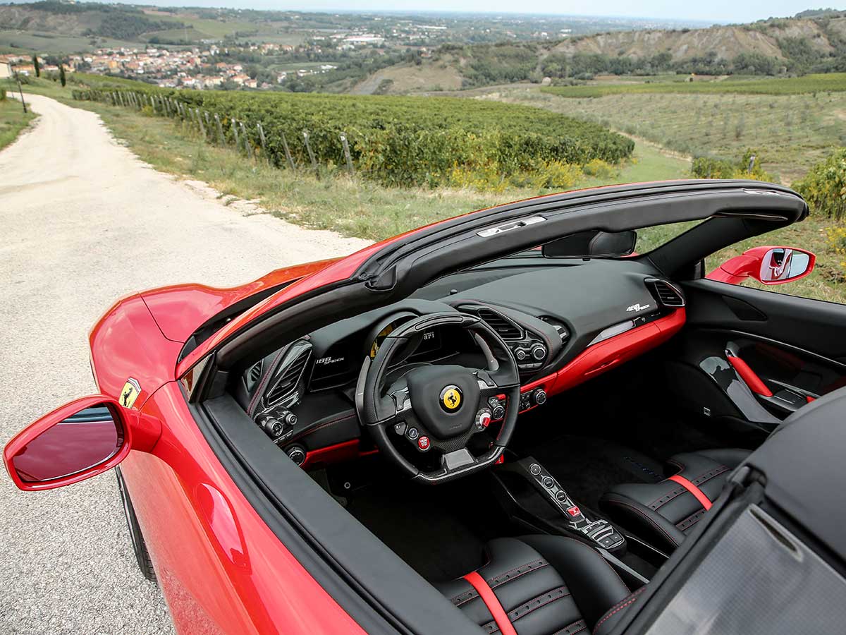 drivedriving_101615_ferrari488_art.jpg