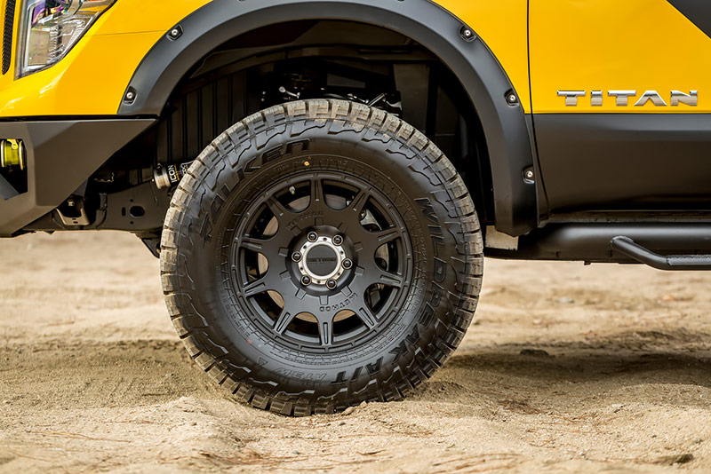 hellwig-nissan-titan-xd-lance-overlander-falken-tires-method-wheels_0.jpg