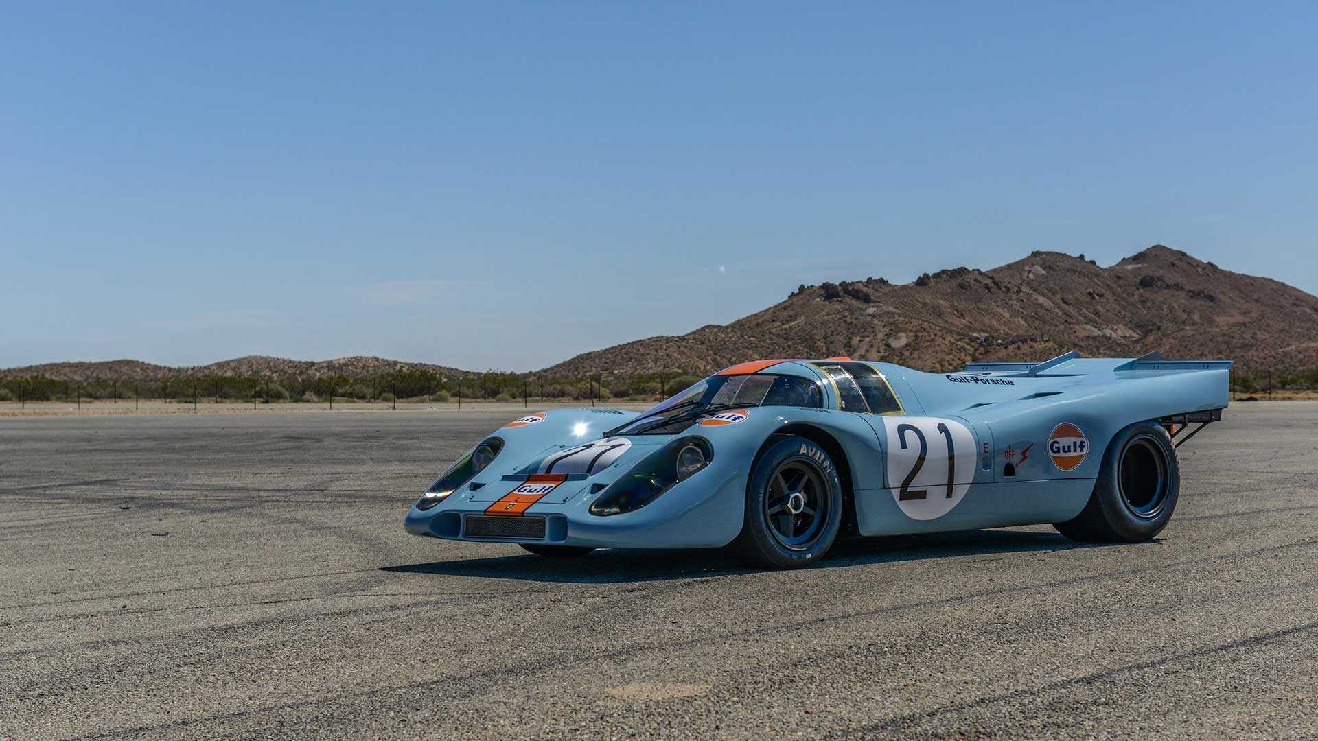 rennsport_gal_1.jpg