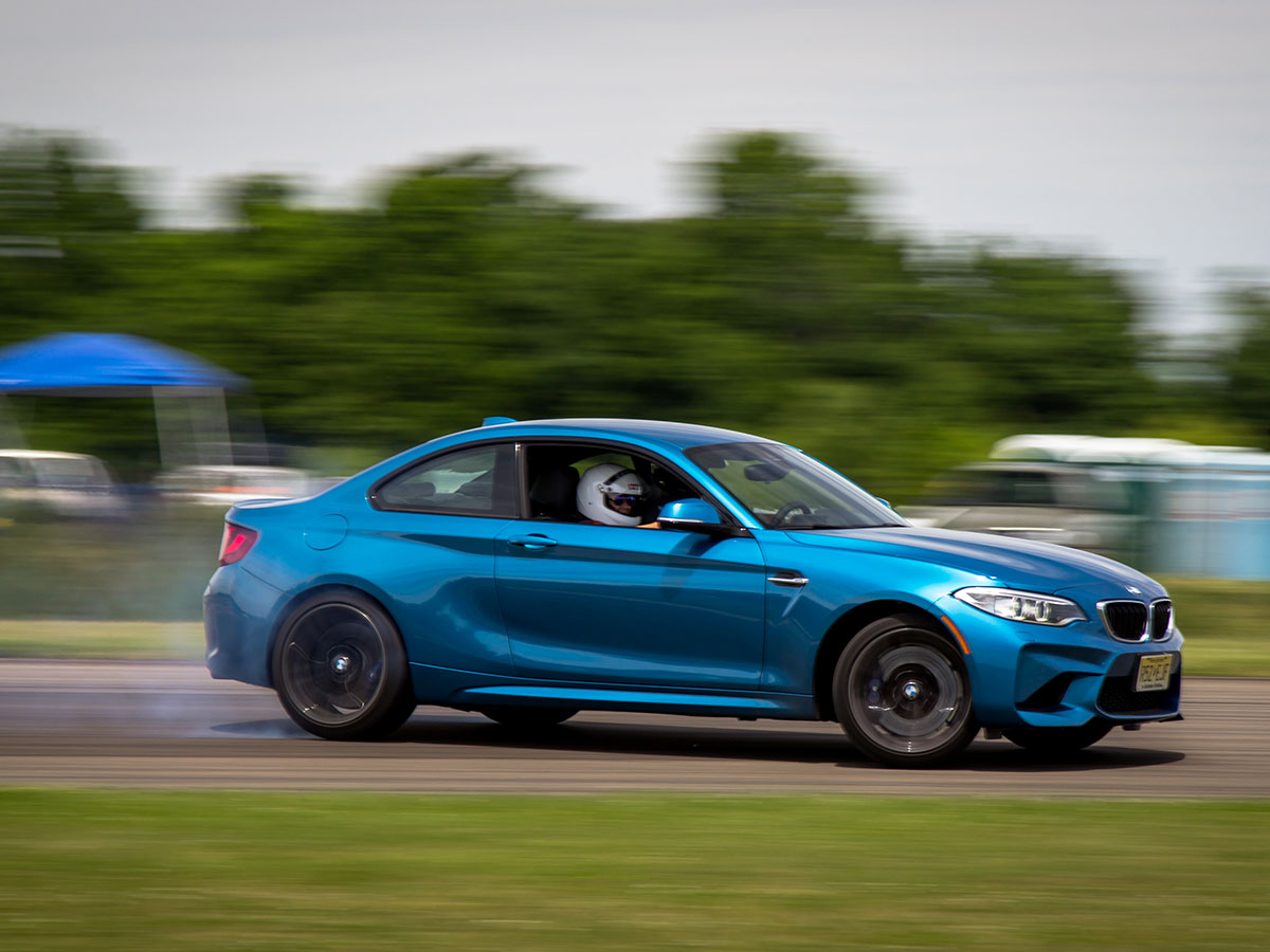 smoking-tire-drifting-art.jpg