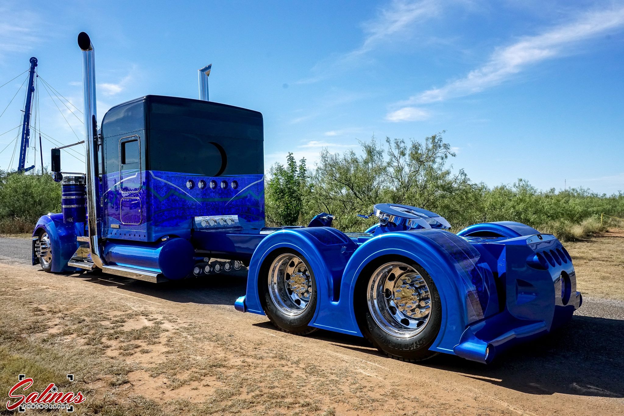 You've Never Seen a Big Rig Like This