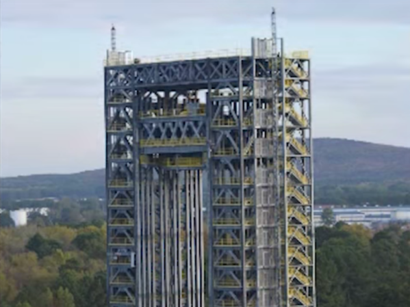 It Takes a 20-Story Building to Test NASA’s New Rockets