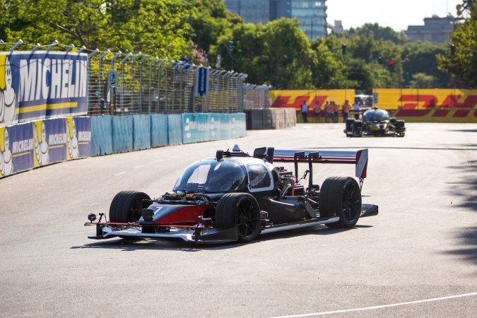 First Live Roborace Between Two Self-Driving Race Cars Ends in Crash