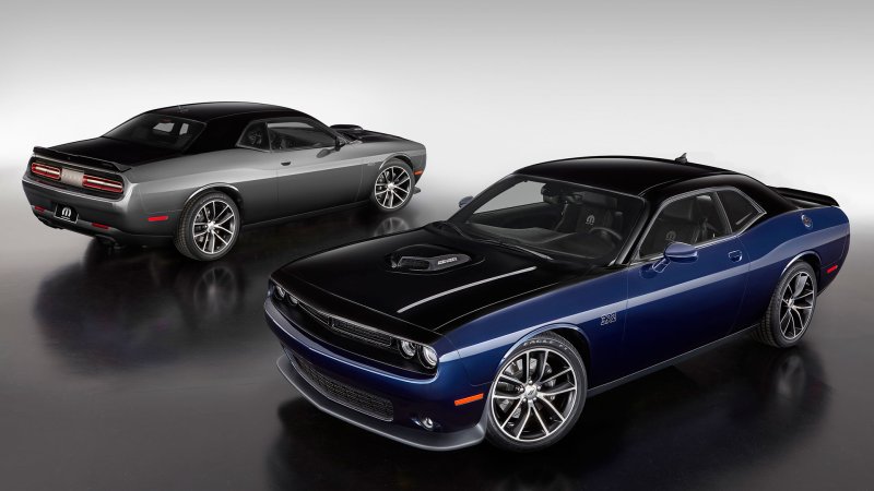 Mopar’s New Dodge Challenger Scores Hellcat Lights and Two-Tone Paint Jobs