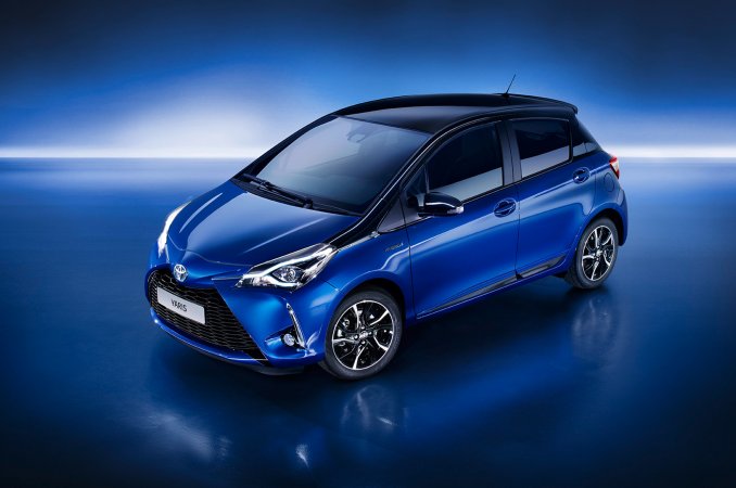 Refreshed Toyota Yaris Debuts in Geneva