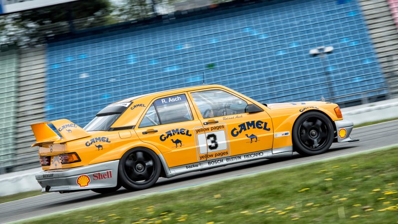 Mercedes-Benz Classic Track Days to Revive Touring Car History