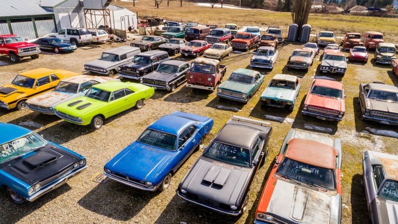 For Sale in Canada: Five Acres, 340 Vintage Cars